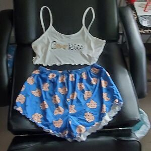 Cookies Brand new! Adorable XL sized crop pajamas.